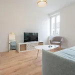 Very Nice Apartment For 6 People, Free Macon Park